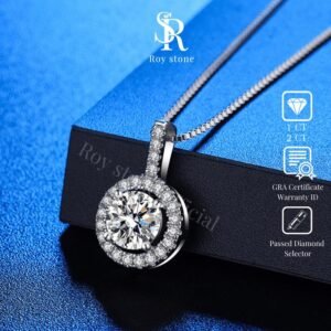 Small Round Pendant Necklace
