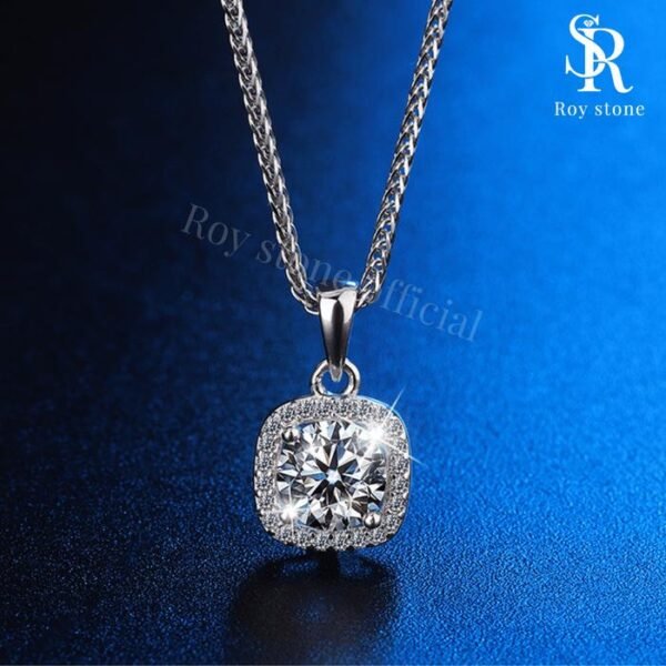 Glam Square Necklace