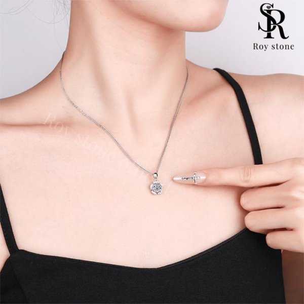 Roses Necklace - Image 4