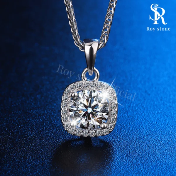 Kalung Glam Square Moissanite